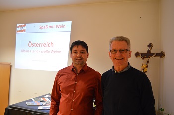 Foto vom Vorsitzenden Sibenhorn und dem Referenten H. Unger